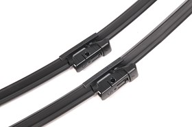 WYCIERACZKI BOSCH AEROTWIN DO FORD ECOSPORT (10.2013-09.2016)